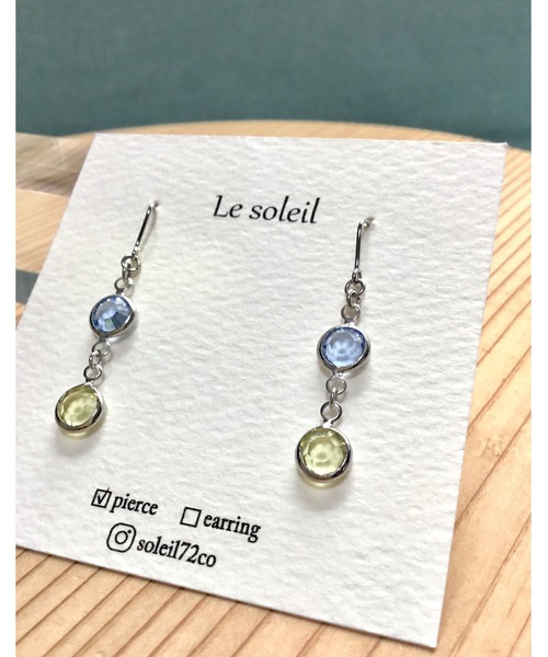 tone(トーン)の「【Le soleil】小さく揺れる スワロフスキーピアス(MA)(ピアス(両耳用)・レディース・その他/その他4/その他3/その他1/その他2/ブルー系その他・FREE)」の1枚目の写真