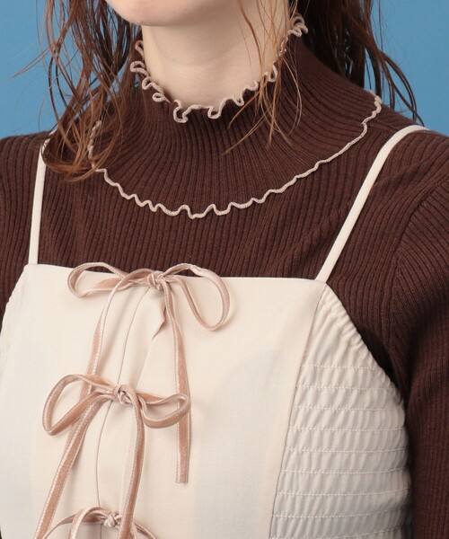 DEICY（デイシー）の「リボンシャーリングサロペットパンツ