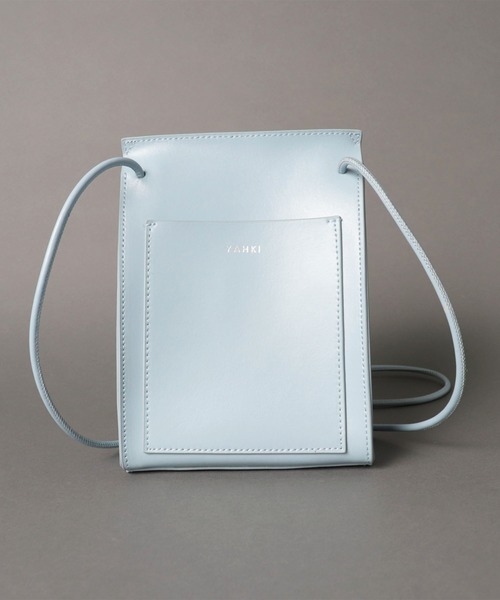 YAHKI(ヤーキ)の「【 YAHKI / ヤーキ 】 W FACE LEATHER SHOULDER BAG / ダブルフェイス レザー ショルダーバッグ(ショルダーバッグ・レディース・ブラック/ブルー/ライトベージュ・FREE)」の5枚目の写真