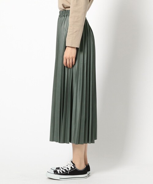 THE SHOP TK （ザ ショップ ティーケー ）の「◆レザーライクプリーツスカート（スカート・レディース・ダークグリーン/ブラウン系/アイボリー・12/13）」の15枚目の写真