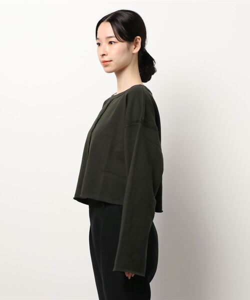 RETRO GIRL（レトロガール）の「カラーショートトレーナー（スウェット・レディース・チャコールグレー/グリーン/ダークオレンジ/オフホワイト・FREE）」の5枚目の写真