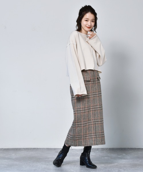 RETRO GIRL（レトロガール）の「カラーショートトレーナー（スウェット・レディース・チャコールグレー/グリーン/ダークオレンジ/オフホワイト・FREE）」の7枚目の写真