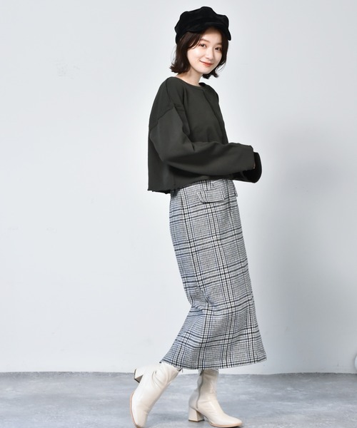 RETRO GIRL（レトロガール）の「カラーショートトレーナー（スウェット・レディース・チャコールグレー/グリーン/ダークオレンジ/オフホワイト・FREE）」の10枚目の写真