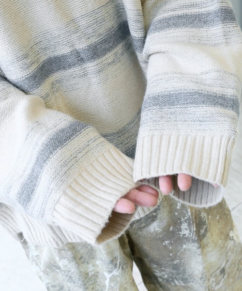 minsobi（ミンソビ）の「オーバーサイズボーダーニット（ニット/セーター・メンズ・ベージュ・FREE）」の12枚目の写真