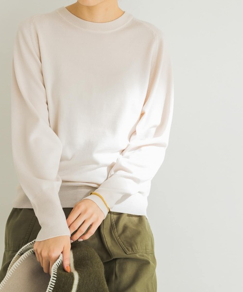 URBAN RESEARCH(アーバンリサーチ)の「イタリアンウール クルーネックニット(ニット/セーター・レディース・グリーン系その他/オフホワイト/オレンジ系その他・FREE)」の2枚目の写真