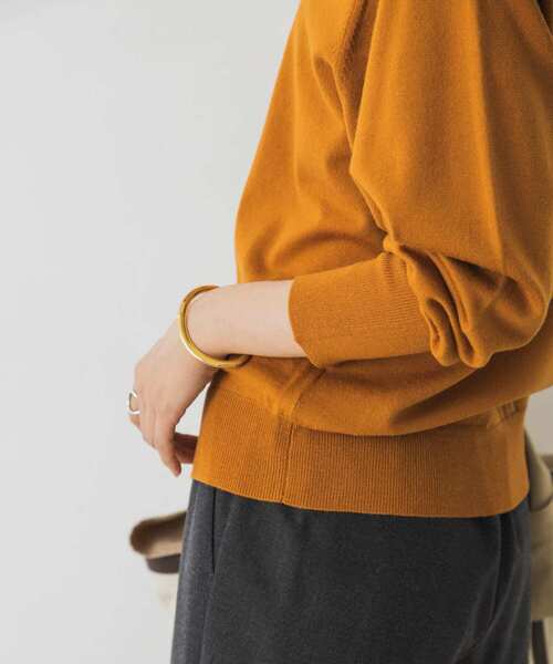 URBAN RESEARCH(アーバンリサーチ)の「イタリアンウール クルーネックニット(ニット/セーター・レディース・グリーン系その他/オフホワイト/オレンジ系その他・FREE)」の5枚目の写真