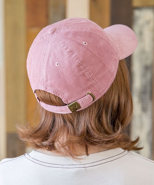 無(ム)の「NOISEコーデュロイCAP(キャップ・レディース・ブラック/ベージュ/ピンク/ブルー/アイボリー・FREE)」の16枚目の写真