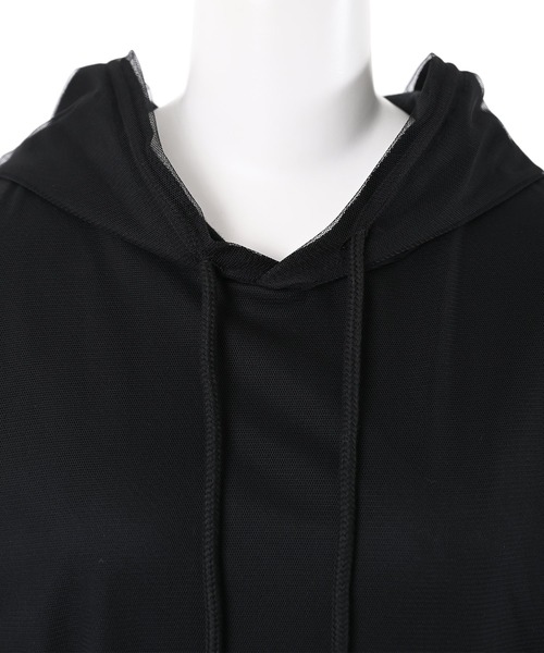 Narcissus（ナルシス）の「【Narcissus】袖チュールパーカー（パーカー・レディース・ホワイト/ブラック・FREE）」の4枚目の写真