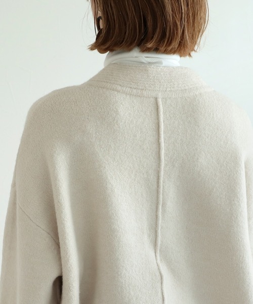 reca（レカ）の「ディープVネックニットプルオーバー（ニット/セーター・レディース・ベージュ/オートミール/チャコール・M）」の15枚目の写真
