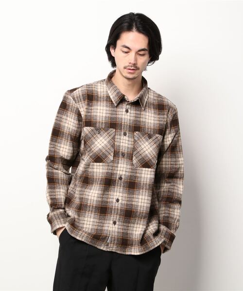 Carhartt WIP(カーハートダブリューアイピー)の「L/S HAGEN SHIRT(シャツ/ブラウス・メンズ・イエロー系その他/グレー系その他/ホワイト系その他・MEDIUM/SMALL/X-LARGE/LARGE)」の3枚目の写真