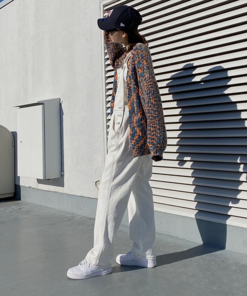 SHAGGIE（シャギー）の「アジャスター付きデニムオーバーオール（サロペット/オーバーオール・レディース・ホワイト/ライトブルー・FREE）」の9枚目の写真