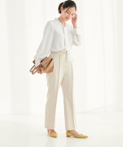 green label relaxing(グリーンレーベルリラクシング)の「P ブッチャー ドロスト フレア パンツ -ウォッシャブル・ストレッチ・防シワ- ◇No05◇(その他パンツ・レディース・ブラック/オフホワイト/ライム・40/38/36)」の4枚目の写真