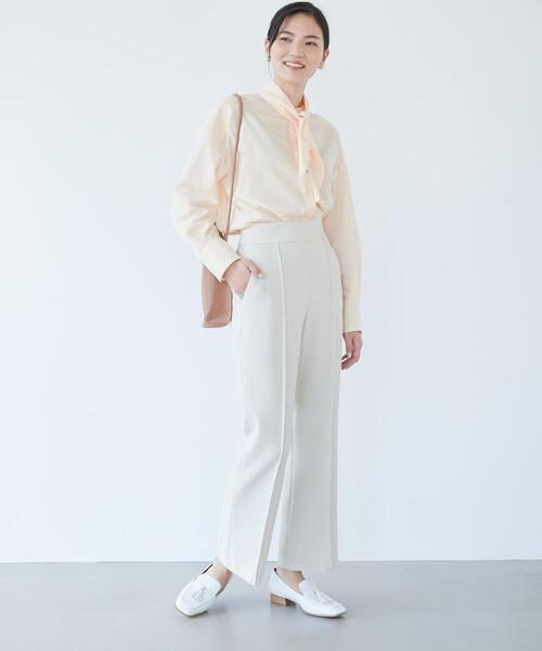 green label relaxing(グリーンレーベルリラクシング)の「P ブッチャー ドロスト フレア パンツ -ウォッシャブル・ストレッチ・防シワ- ◇No05◇(その他パンツ・レディース・ブラック/オフホワイト/ライム・40/38/36)」の7枚目の写真