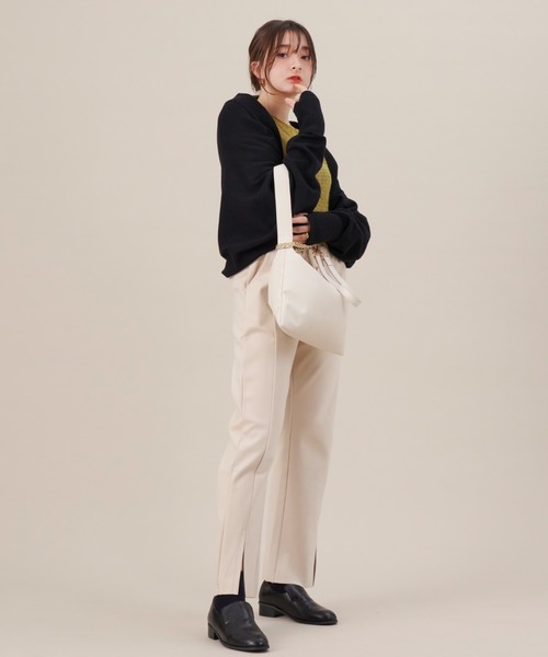 NEUNA(ヌナ)の「【セットアップ対応】【ぽわっと袖が大人フェミニンン。】ボリュームニットボレロ(カーディガン/ボレロ・レディース・ホワイト/グリーン/ブラック・FREE)」の14枚目の写真