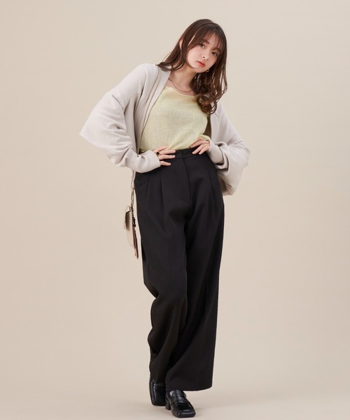 NEUNA(ヌナ)の「【セットアップ対応】【ぽわっと袖が大人フェミニンン。】ボリュームニットボレロ(カーディガン/ボレロ・レディース・ホワイト/グリーン/ブラック・FREE)」の6枚目の写真