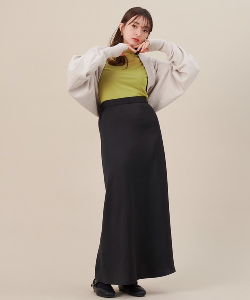 NEUNA(ヌナ)の「【セットアップ対応】【ぽわっと袖が大人フェミニンン。】ボリュームニットボレロ(カーディガン/ボレロ・レディース・ホワイト/グリーン/ブラック・FREE)」の8枚目の写真