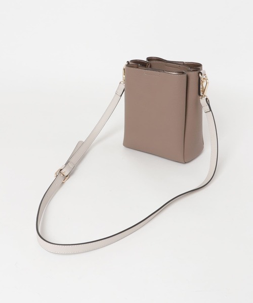 RODE SKO(ロデスコ)の「バイカラーミニショルダーバッグ(ショルダーバッグ・レディース・アイボリー/グレー系その他・ONE)」の14枚目の写真