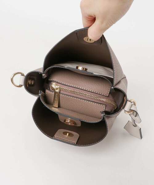 RODE SKO(ロデスコ)の「バイカラーミニショルダーバッグ(ショルダーバッグ・レディース・アイボリー/グレー系その他・ONE)」の17枚目の写真