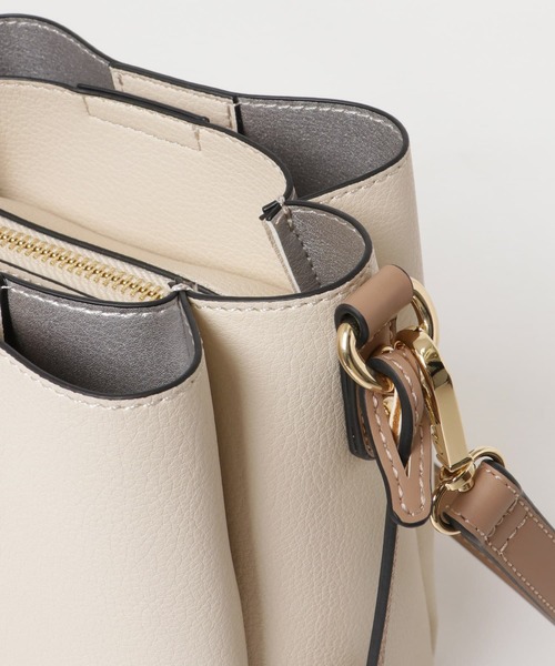 RODE SKO(ロデスコ)の「バイカラーミニショルダーバッグ(ショルダーバッグ・レディース・アイボリー/グレー系その他・ONE)」の19枚目の写真