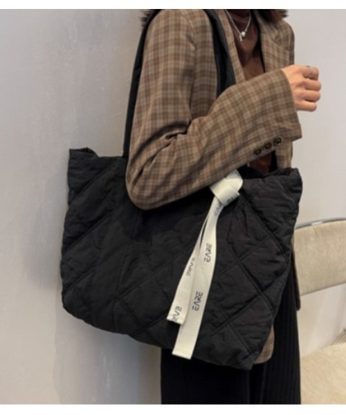 TABI PAL(タビパル)の「キルティング トートバッグ(トートバッグ・レディース・カーキ/オレンジ/チャコールグレー/アイボリー/Mustard/ブラック/ワイン・FREE)」の20枚目の写真