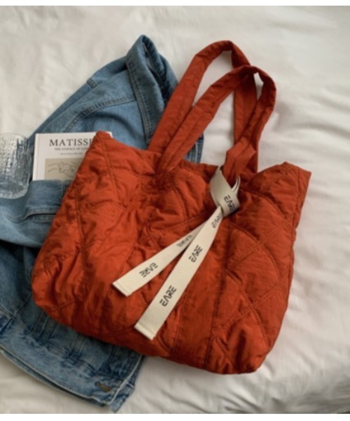 TABI PAL(タビパル)の「キルティング トートバッグ(トートバッグ・レディース・カーキ/オレンジ/チャコールグレー/アイボリー/Mustard/ブラック/ワイン・FREE)」の11枚目の写真