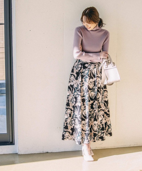 Andemiu（アンデミュウ）の「ソデボタンリブタートル264103（ニット/セーター・レディース・ラベンダー/アイボリー/ブラック/ブルー/イエロー・FREE）」の13枚目の写真