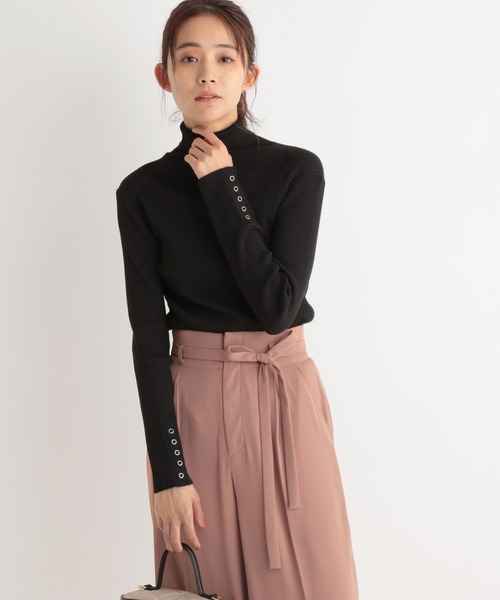 Andemiu（アンデミュウ）の「ソデボタンリブタートル264103（ニット/セーター・レディース・ラベンダー/アイボリー/ブラック/ブルー/イエロー・FREE）」の22枚目の写真