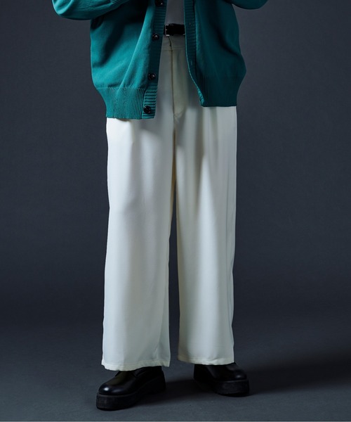Ellno Loset（エルノロゼット）の「ワイドフレアパンツ（その他パンツ・メンズ・ホワイト/ブラック・MEDIUM/LARGE）」の21枚目の写真