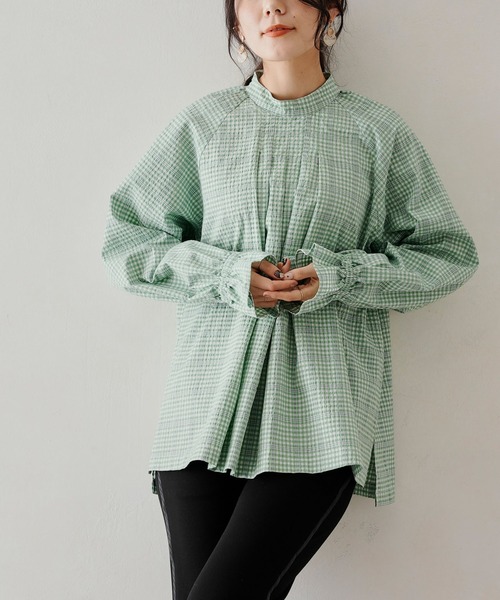 Chez toi（シェトワ）の「【WEB限定】スタンドカラーボリュームスリーブブラウス（シャツ/ブラウス・レディース・ブラック/ブルー/グリーン・FREE）」の2枚目の写真