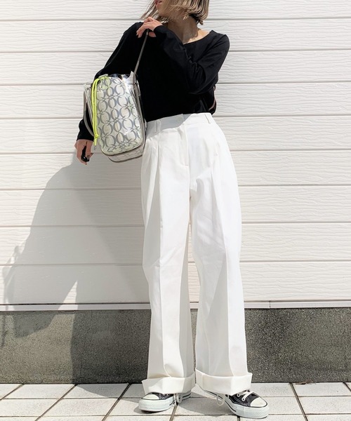 Q（キュー）の「ハートネック天竺ロンT（Tシャツ/カットソー・レディース・ブラック/ライトグリーン/ホワイト・MEDIUM）」の12枚目の写真