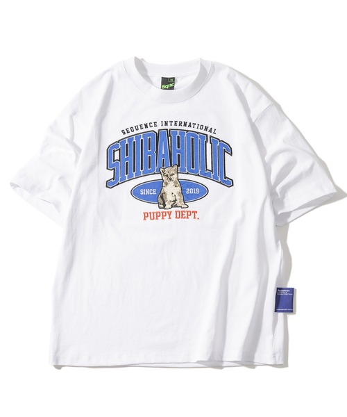 SlashDate（スラッシュデイト）の「SHIBAHOLIC EMB COLLEGE TEE /柴犬カレッジロゴワッペンTシャツ/ビッグシルエット（Tシャツ/カットソー・レディース・ホワイト/ブラック/イエロー/グリーン・S/M/L）」の17枚目の写真