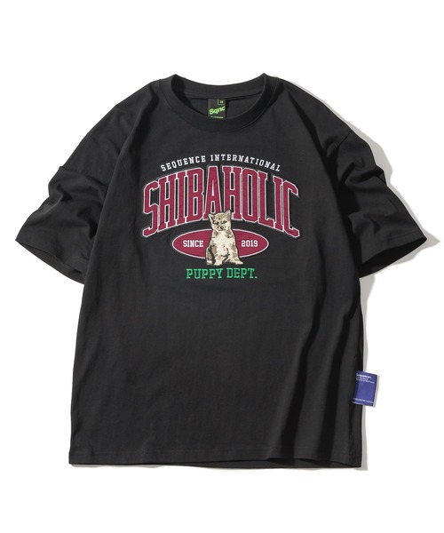 SlashDate（スラッシュデイト）の「SHIBAHOLIC EMB COLLEGE TEE /柴犬カレッジロゴワッペンTシャツ/ビッグシルエット（Tシャツ/カットソー・レディース・ホワイト/ブラック/イエロー/グリーン・S/M/L）」の18枚目の写真