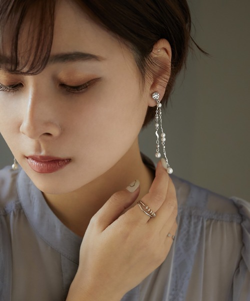 niana（ニアナ）の「ウェーブ パーティーイヤリング（イヤリング・レディース・シルバー/ゴールド・FREE）」の5枚目の写真