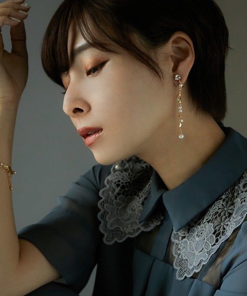 niana（ニアナ）の「ウェーブ パーティーイヤリング（イヤリング・レディース・シルバー/ゴールド・FREE）」の7枚目の写真