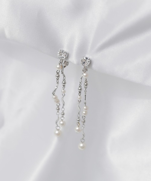 niana（ニアナ）の「ウェーブ パーティーイヤリング（イヤリング・レディース・シルバー/ゴールド・FREE）」の9枚目の写真