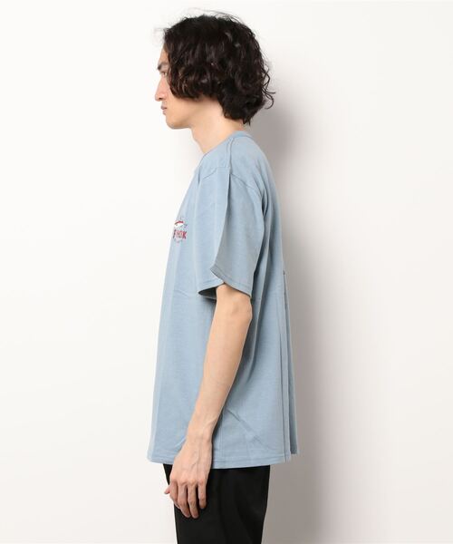 KRIFF MAYER（クリフメイヤー）の「スヌーピープリントT(ルアー)（Tシャツ/カットソー・メンズ・オフホワイト/サックスブルー/イエロー/ラベンダー/チャコール・SMALL/MEDIUM/LARGE/X-LARGE）」の6枚目の写真