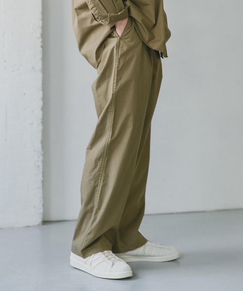 URBAN RESEARCH DOORS（アーバンリサーチドアーズ）の「フェードカラーイージーパンツ（その他パンツ・メンズ・カーキ/ブラック/ブラウン/ブルー・40/36/38）」の16枚目の写真