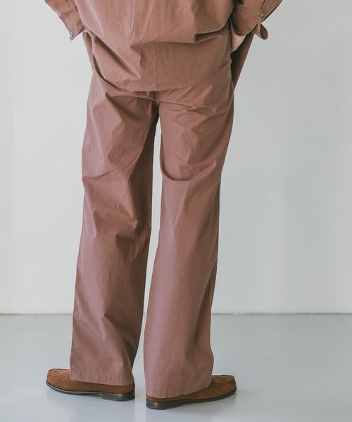 URBAN RESEARCH DOORS（アーバンリサーチドアーズ）の「フェードカラーイージーパンツ（その他パンツ・メンズ・カーキ/ブラック/ブラウン/ブルー・40/36/38）」の22枚目の写真