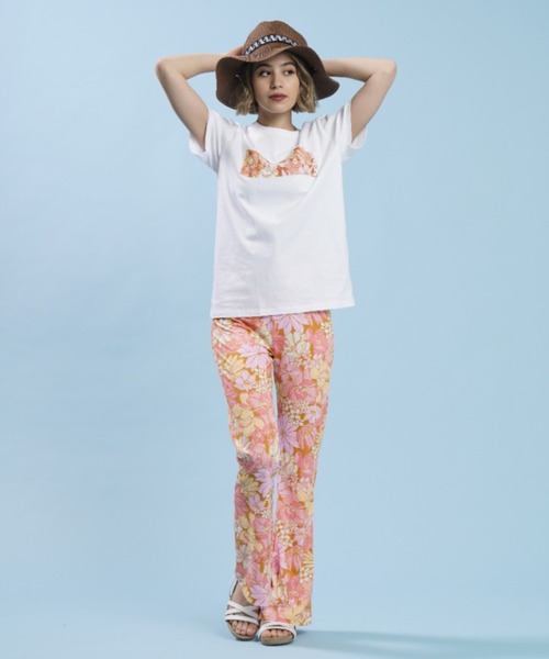 BILLABONG(ビラボン)の「BILLABONG/ビラボン ルーズシルエット ボタニカル柄/花柄ロゴTシャツ BC013-220(Tシャツ/カットソー・レディース・ホワイト/ピンク/ブラック・M/L)」の6枚目の写真