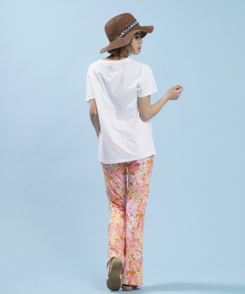 BILLABONG(ビラボン)の「BILLABONG/ビラボン ルーズシルエット ボタニカル柄/花柄ロゴTシャツ BC013-220(Tシャツ/カットソー・レディース・ホワイト/ピンク/ブラック・M/L)」の8枚目の写真