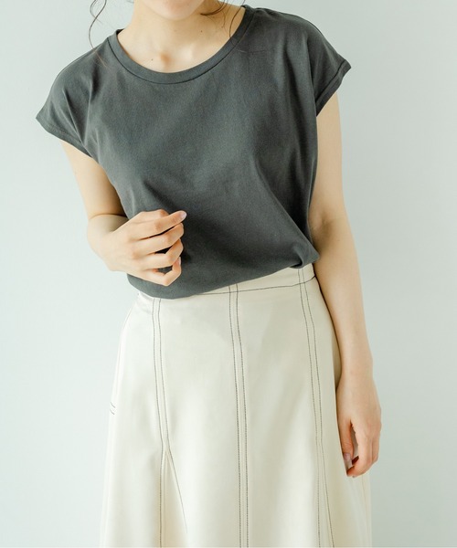 TRIANGLE PALETTE(トライアングルパレット)の「フレンチスリーブトップス(USAコットン.コットン100%,綿100%)(Tシャツ/カットソー・レディース・チャコールグレー/ベージュ/ブラウン/アイボリー/キャメル/プラム/ブルー・FREE)」の17枚目の写真