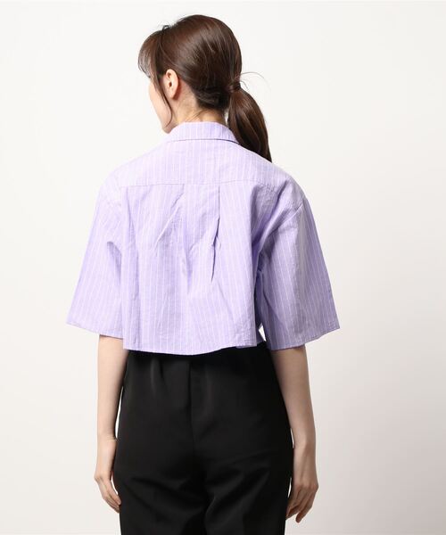 nemne store(ネンネストア)の「ワッペンストライプ半袖ショートシャツ(シャツ/ブラウス・レディース・パープル/オフホワイト/ブルー・フリー)」の4枚目の写真