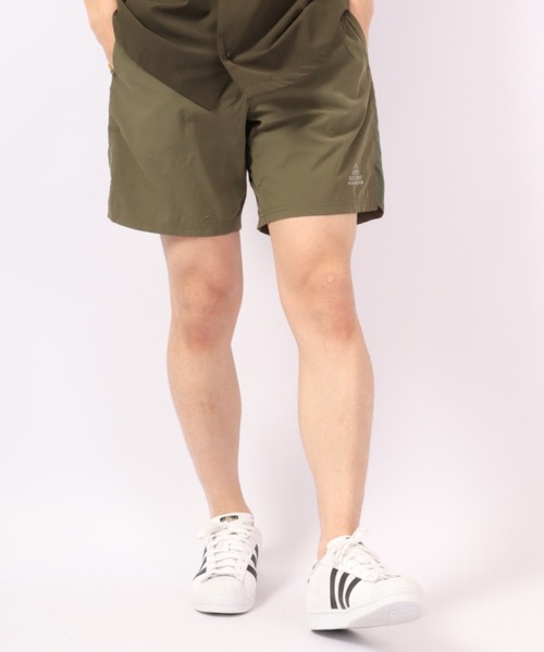 FLASH PACKER(フラッシュパッカー)の「FLASH PACKER ナイロンイージーショーツ(その他パンツ・メンズ・ブラック/ベージュ/オリーブ・XL/L/M)」の3枚目の写真