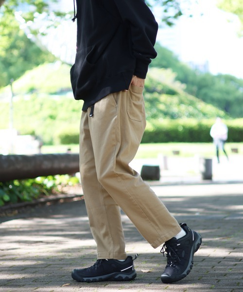 KRIFF MAYER(クリフメイヤー)の「リラックスクライミングパンツ(その他パンツ・メンズ・ダークネイビー/オフホワイト/カラフル/ブラック/カーキ/キャメル/タン・X-LARGE/LARGE/MEDIUM/SMALL)」の19枚目の写真