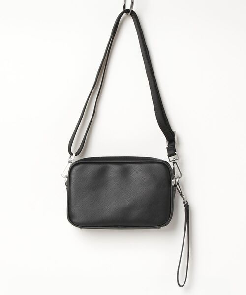 Guess(ゲス)の「CERTOSA SAFFIANO Mini Vanity Case(クラッチバッグ・メンズ・ブラック・ONE SIZE)」の11枚目の写真