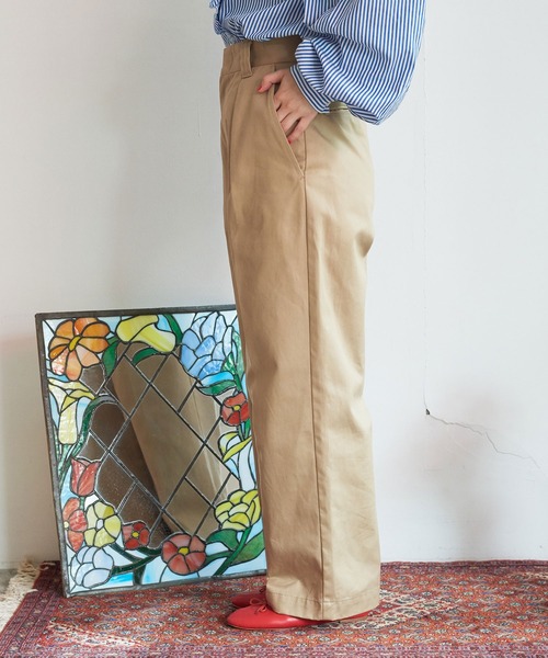 My Fav. CHILD WOMAN（マイファブチャイルドウーマン）の「ヴィンテージチノクロス　センタープレスパンツ（チノパンツ・レディース・ベージュ・38/36）」の18枚目の写真