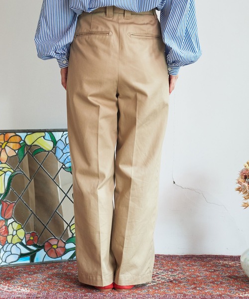 My Fav. CHILD WOMAN（マイファブチャイルドウーマン）の「ヴィンテージチノクロス　センタープレスパンツ（チノパンツ・レディース・ベージュ・38/36）」の19枚目の写真