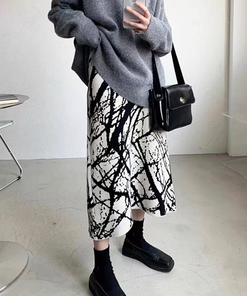 AsRiRe(アスリレイ)の「【AsRiRe】総柄ニットスカ-ト(スカート・レディース・ホワイト/ベージュ・M)」の17枚目の写真