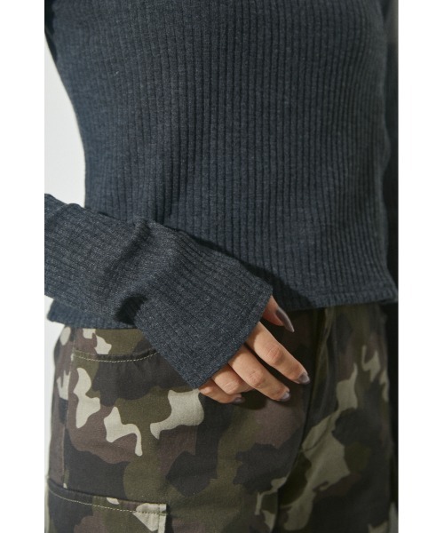 LAGUA GEM（ラグアジェム）の「MIX RIB CUT TOPS ミックスリブカットトップス（Tシャツ/カットソー・レディース・レッド/カーキ/グレー・FREE）」の15枚目の写真