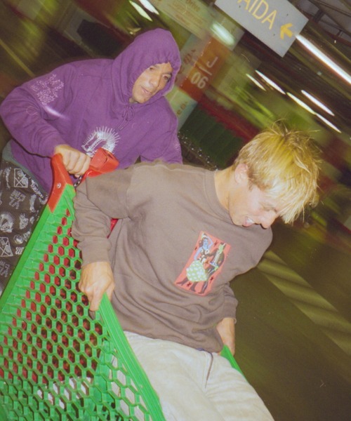 VOLCOM(ボルコム)の「【VOLCOM】FA BOB MOLLEMA CREW(スウェット・メンズ・ダークブラウン・X-LARGE/MEDIUM/SMALL/LARGE)」の12枚目の写真
